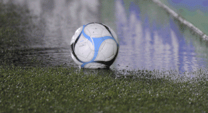 Cancha-de-fútbol-inunadada