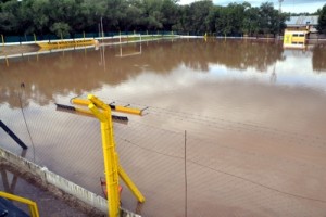 Triste imagen del "Pica" Agüero inundado en 2014.
