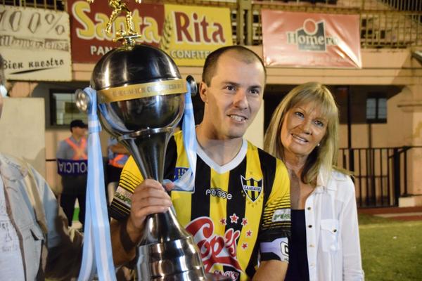 Píttaro con la copa