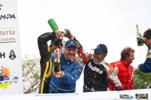 Eduardo Bosio celebrando