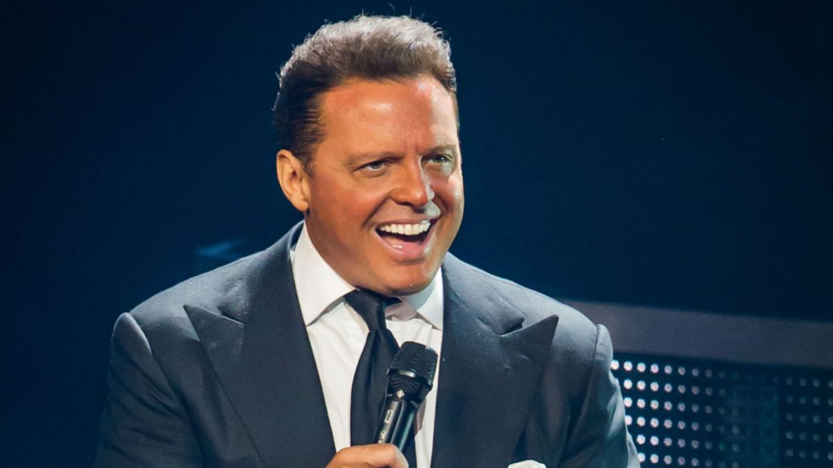 1479764168-luismiguel