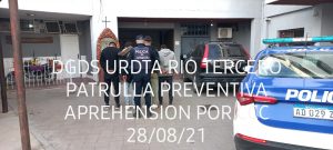 Poli 3
