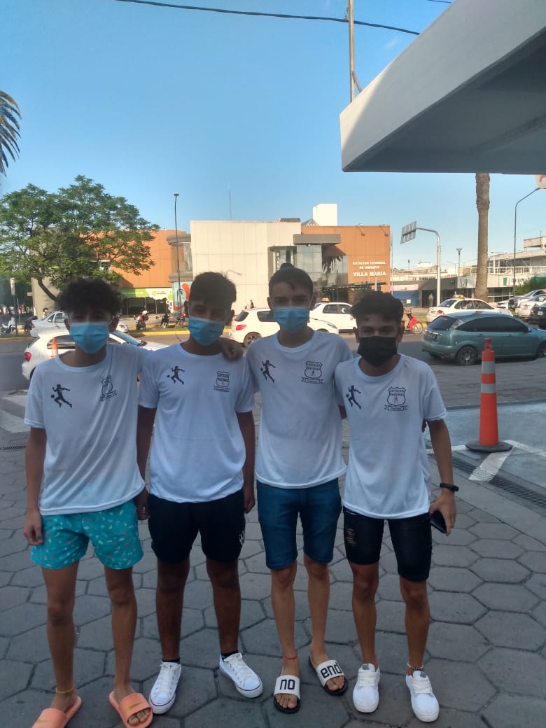 Chicos 2