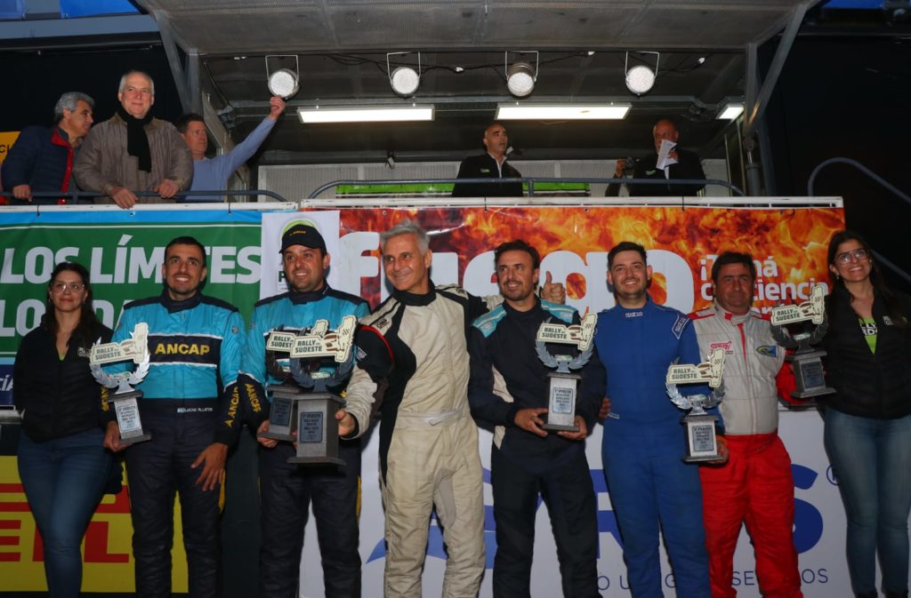 Podio Maxi Rally